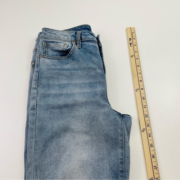 Rsq jean high rise straight leg women size 27 rips at the knees and raw hem - Picture 7 of 12